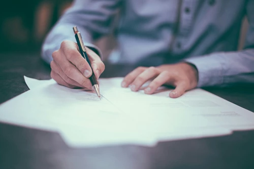 Making a Will? Things to consider before meeting with your lawyer.