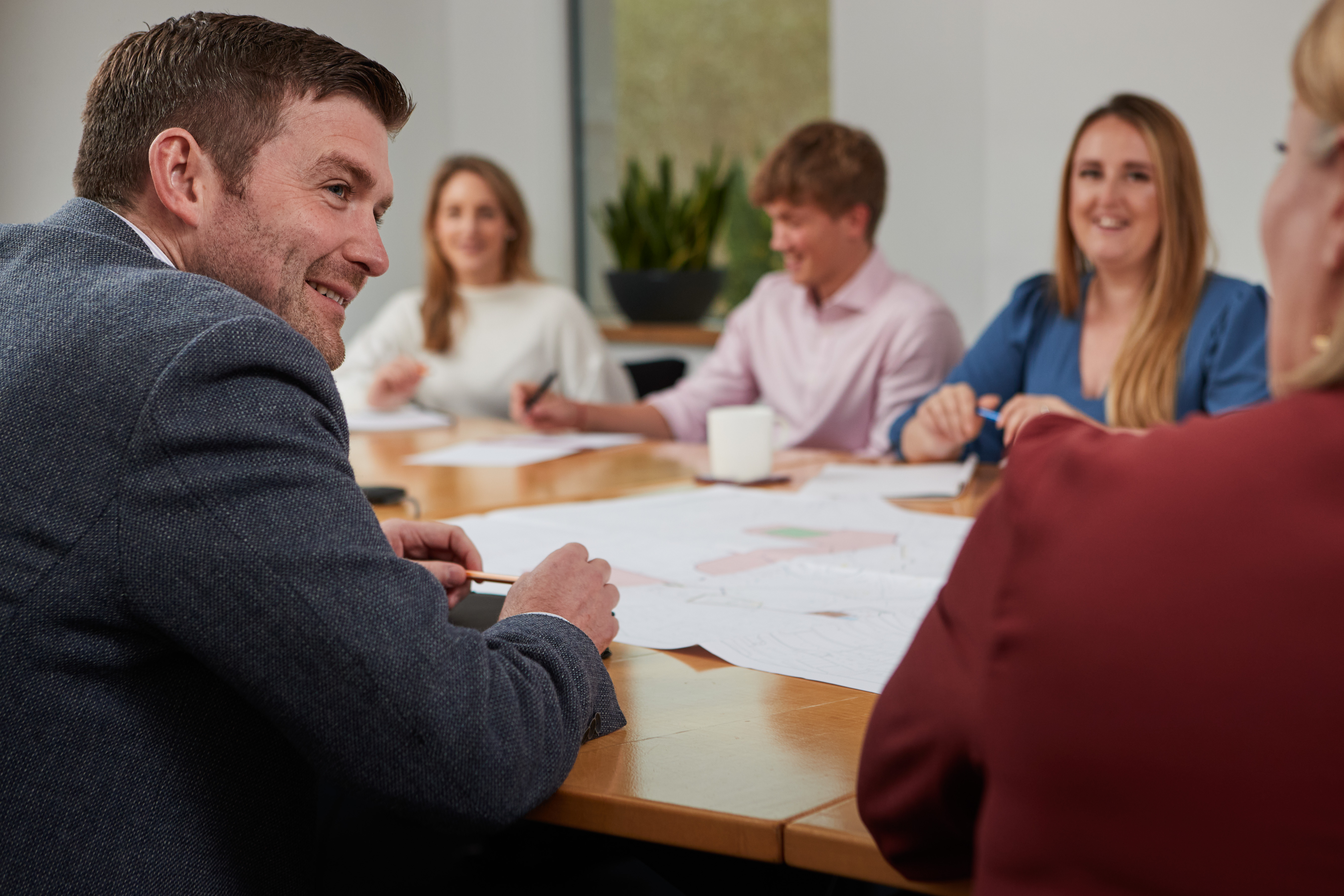 Trading and Supply Chain Contracts